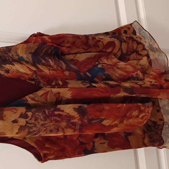 Ralph Lauren Scarf Draped-front, Lined Blouse. EUC - Picture 6 of 6